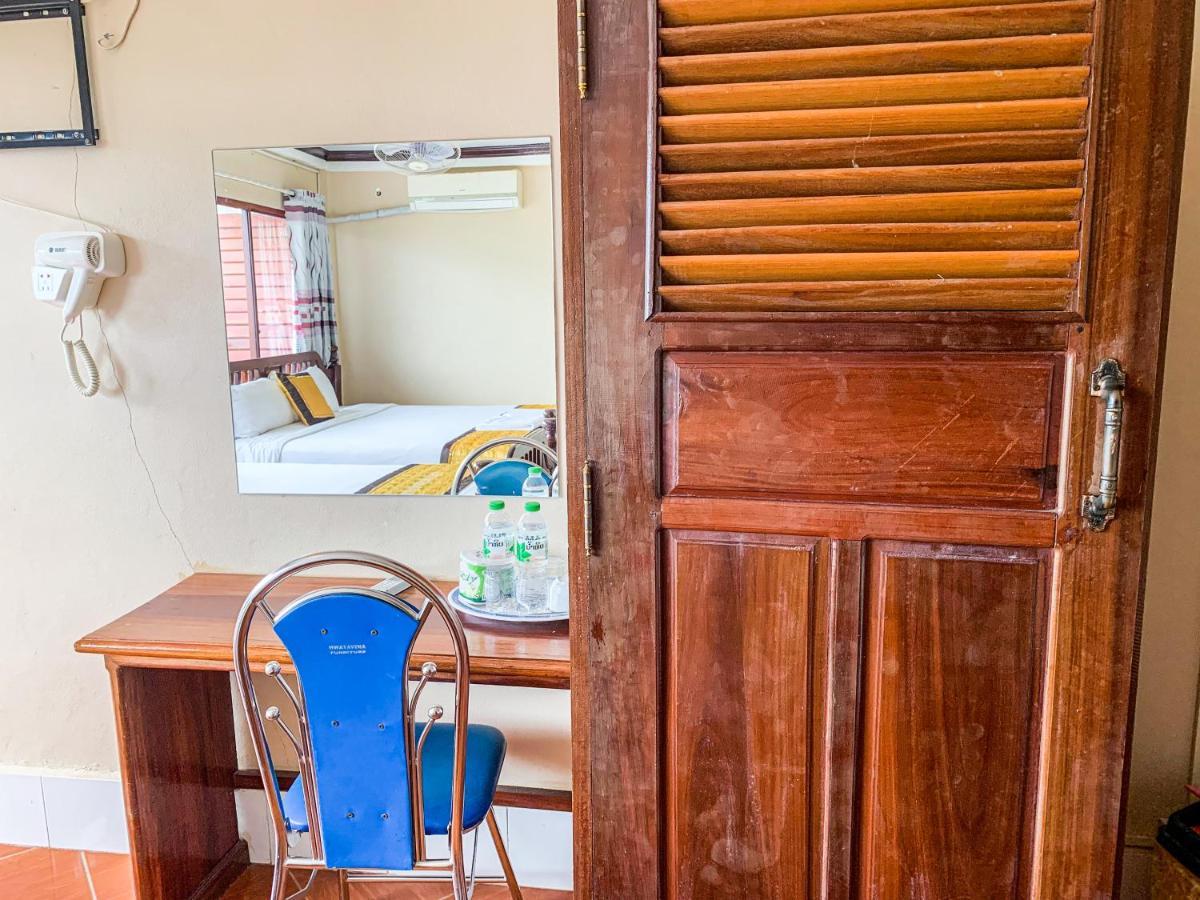 Bountang Mountain View Riverside Hotel Vang Vieng Ngoại thất bức ảnh