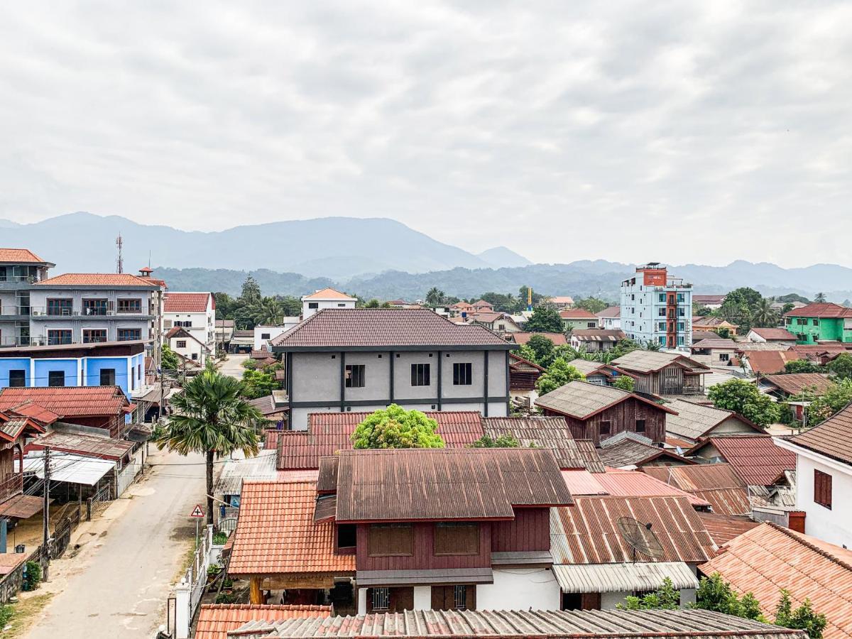 Bountang Mountain View Riverside Hotel Vang Vieng Ngoại thất bức ảnh