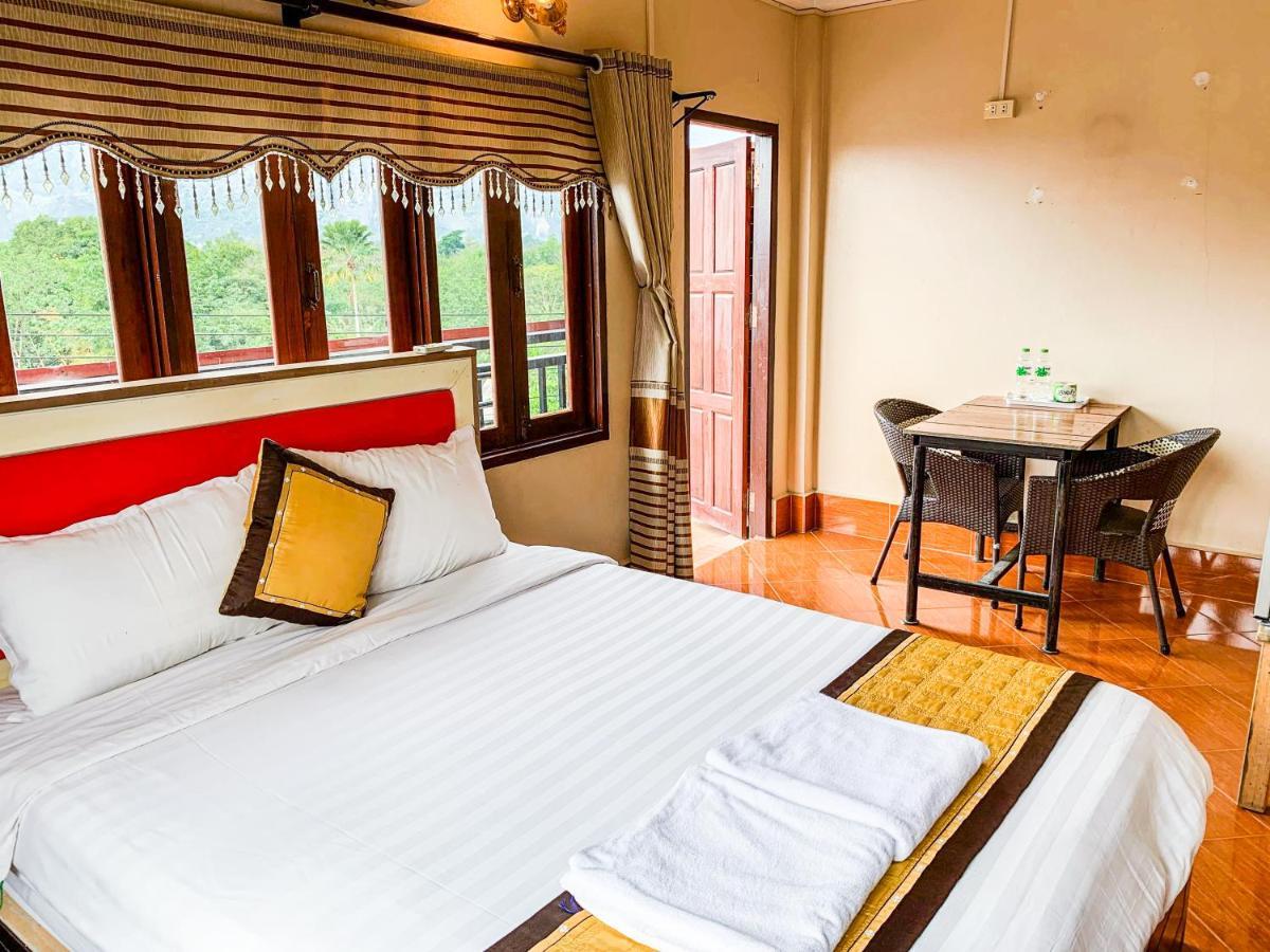 Bountang Mountain View Riverside Hotel Vang Vieng Ngoại thất bức ảnh