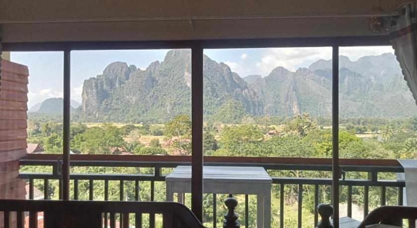 Bountang Mountain View Riverside Hotel Vang Vieng Ngoại thất bức ảnh